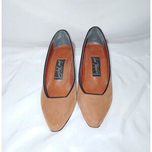 Vintage Lord & Taylor Low Heel Pumps - Womens Size 6- Tan Suede Leather Upper
